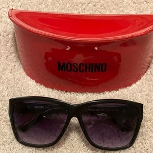 Moschino sunglasses